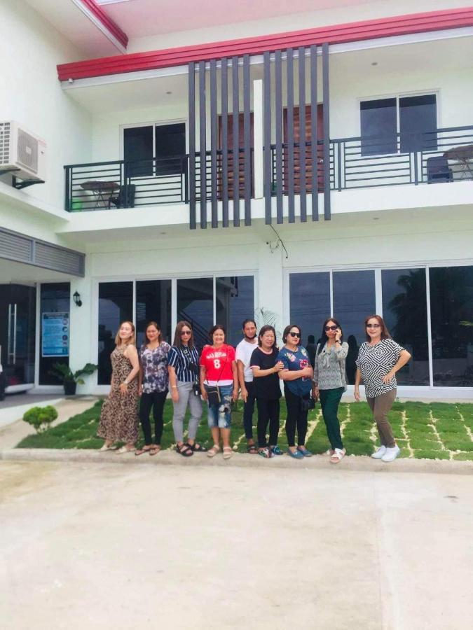 Elnora Delmar Travellers Inn Siquijor Esterno foto